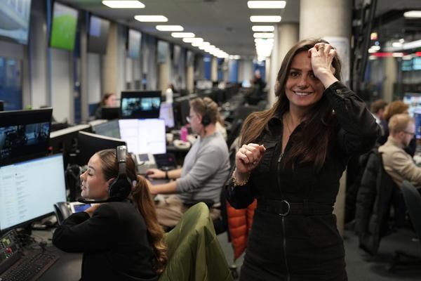 Sophie Haaland Matláry i TV 2s nyhetsredaksjon